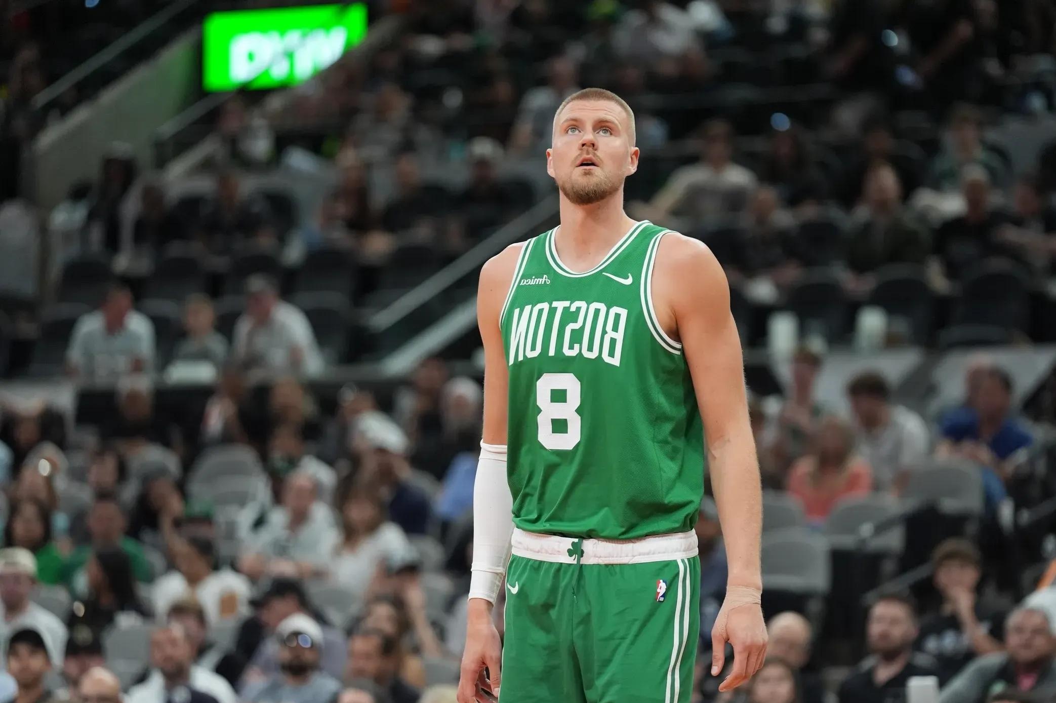 马刺逆转湖人B队,波尔津吉斯完成帽子戏法 马刺逆转湖人B队,波尔津吉斯完成帽子戏法