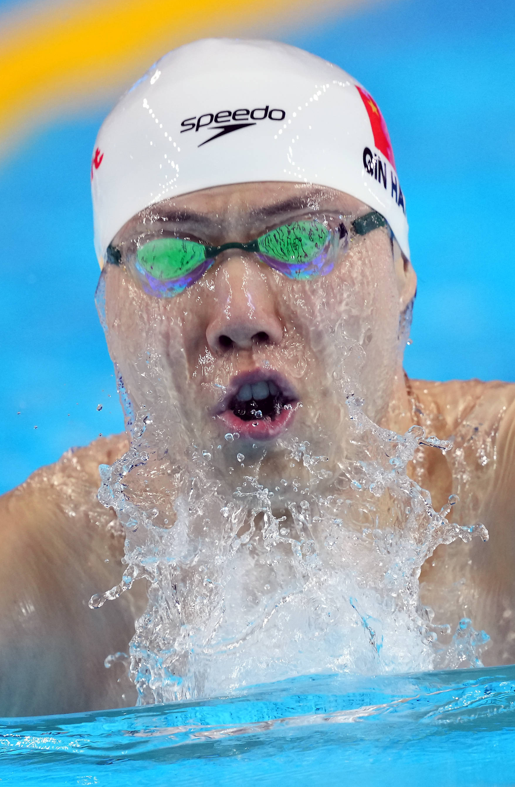 游泳传奇谢幕,球迷泪洒赛场 游泳传奇谢幕,球迷泪洒赛场