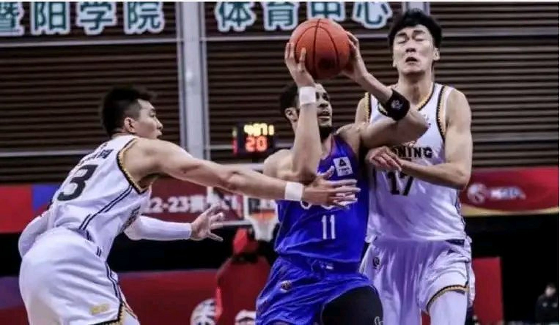 浙江队轻取天津队,郭艾伦扛起全队 浙江队轻取天津队,郭艾伦扛起全队