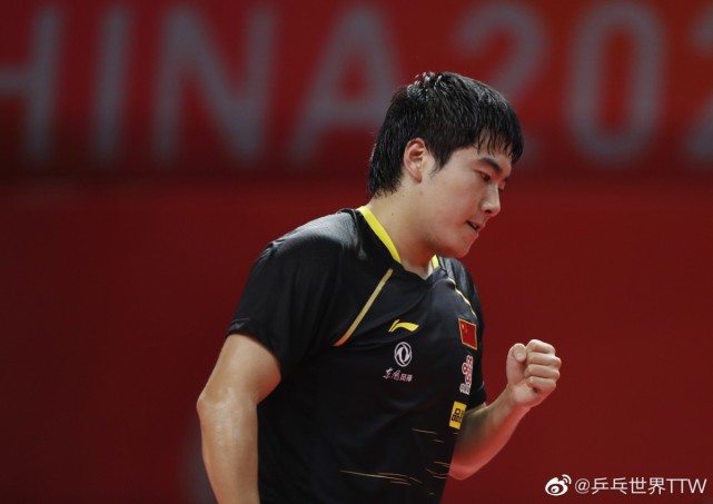 日本队力克英格兰队，梁靖崑状态火热