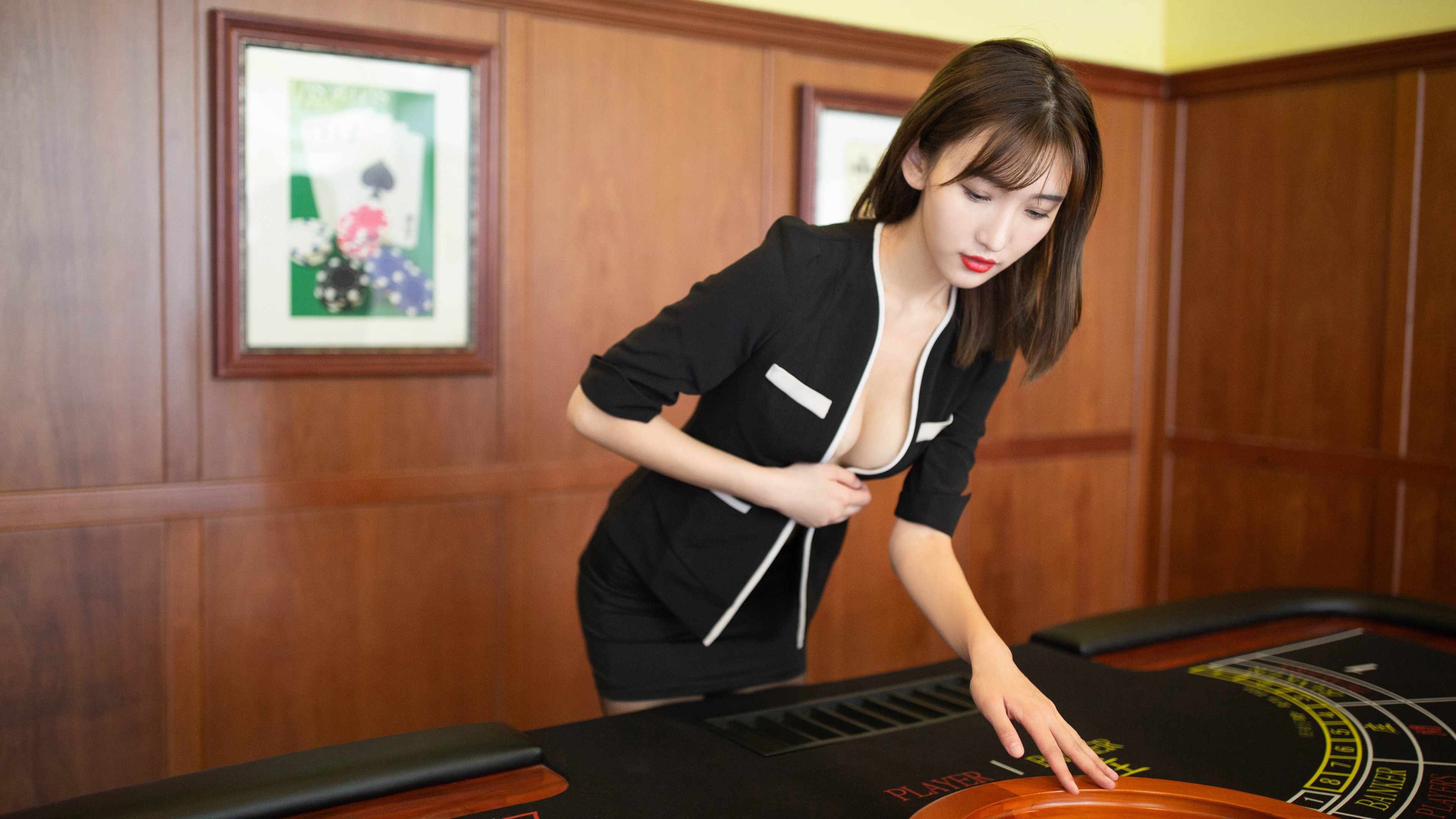 阿根廷的体系压制下,卡塔尔输掉了比赛,但巴尔韦德赢得了另一场胜利