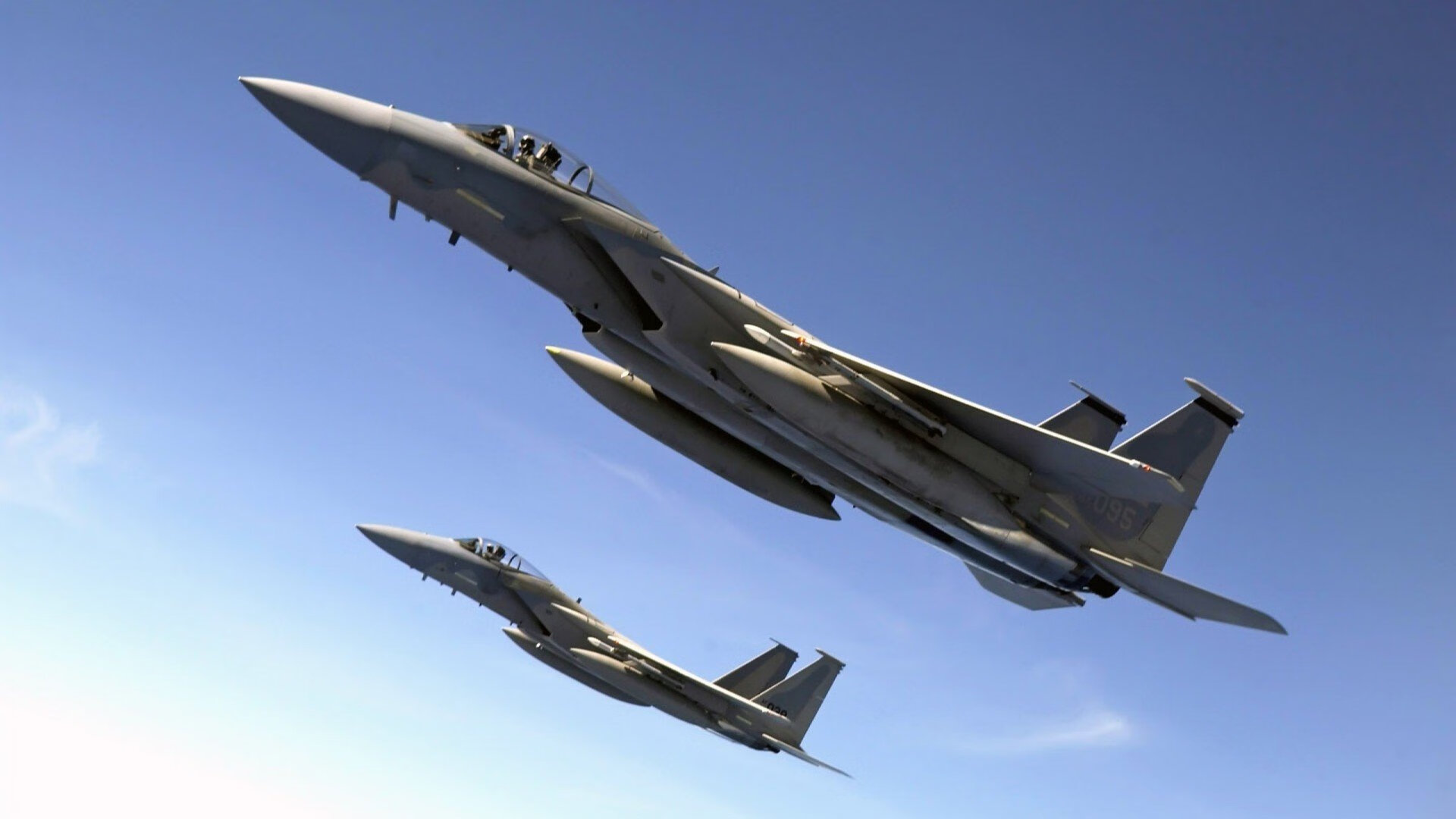 跨界风暴，深圳男篮战术革新轻取灰熊，马克西赛道奇迹引爆F1争冠悬念