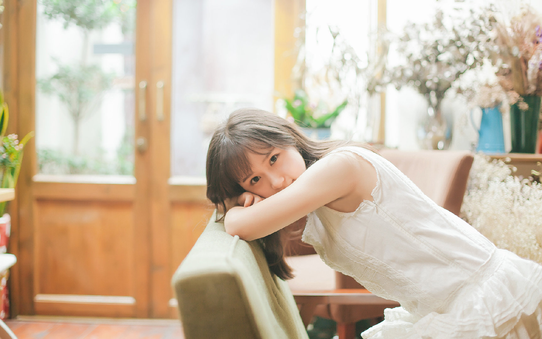 赛道上的疯狂抄截，当字母哥的魔术在F1直道上演绝杀