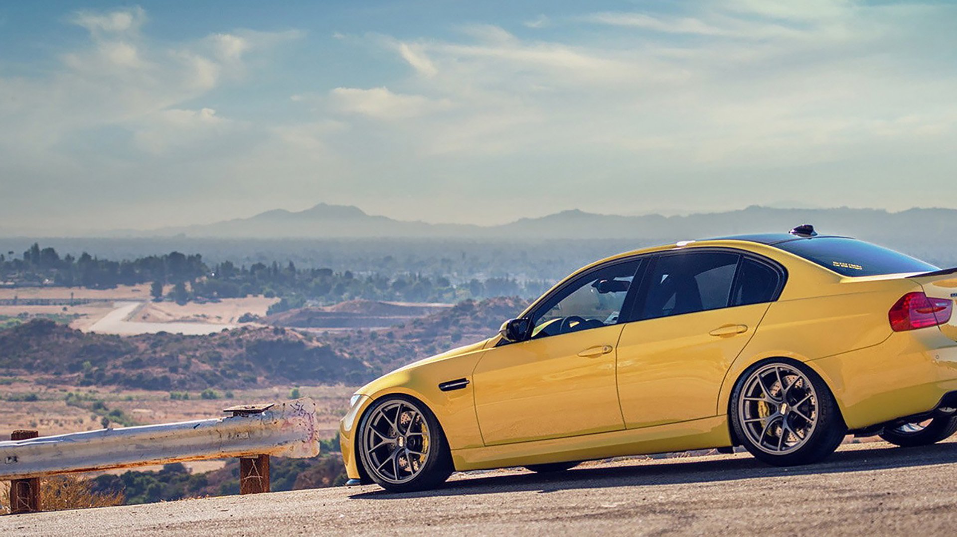 威尔士陨落之日，卡塞米罗独舞佛罗伦萨