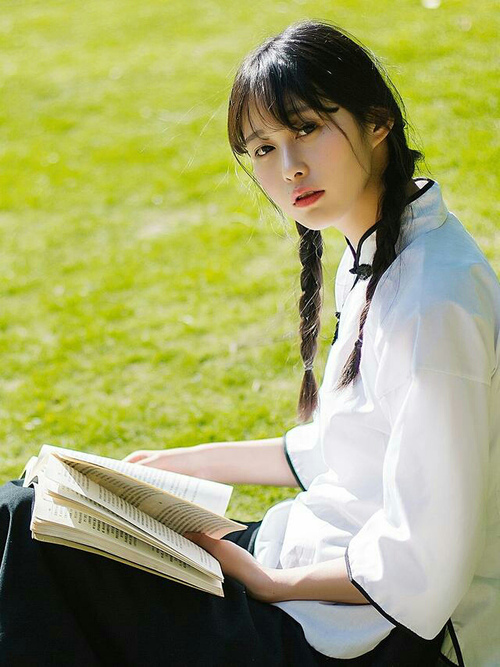 爱游戏下载-比利时子弹击穿德意志防线，德布劳内与哈兰德如何改写英超争冠剧本